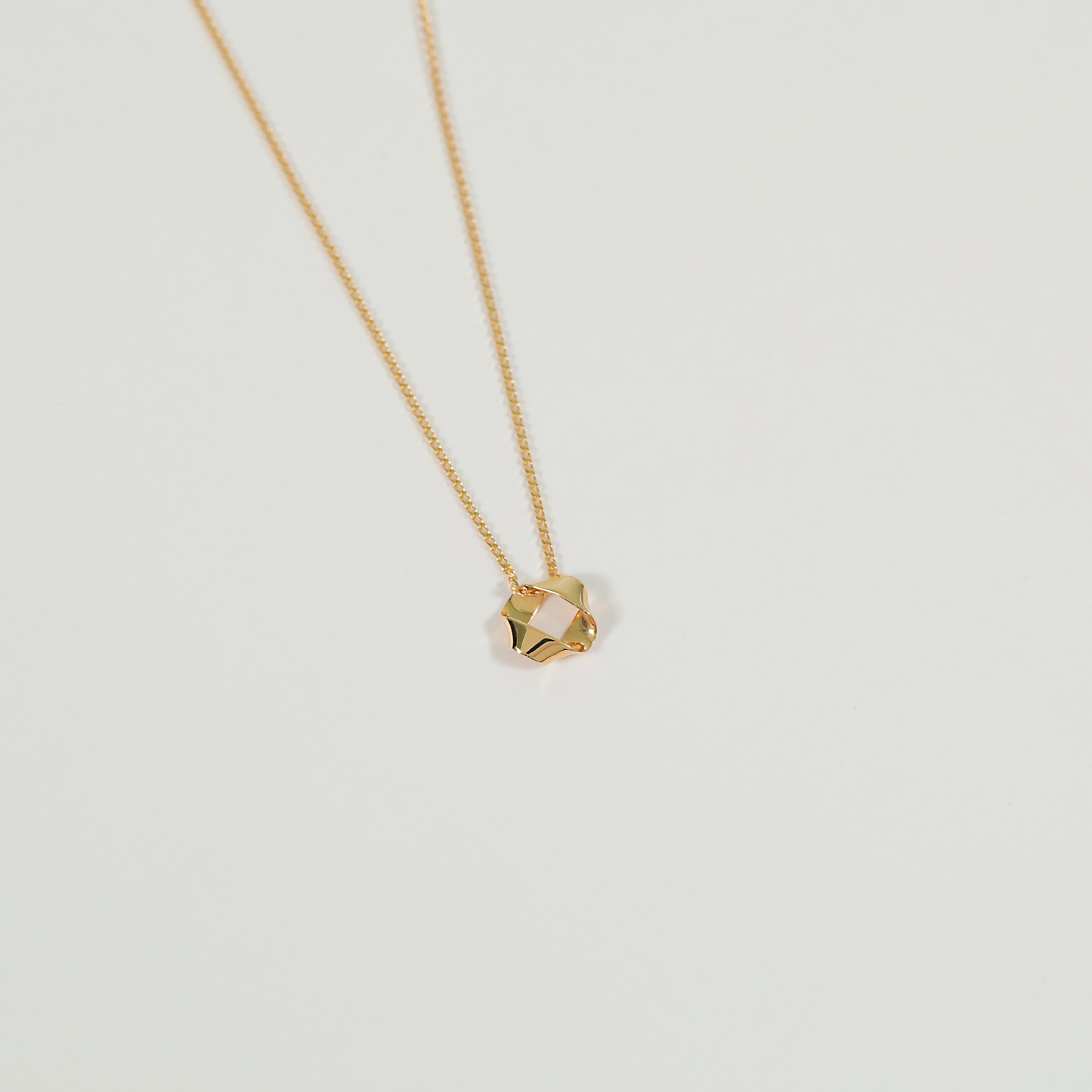 FOLD 021 (Necklace)