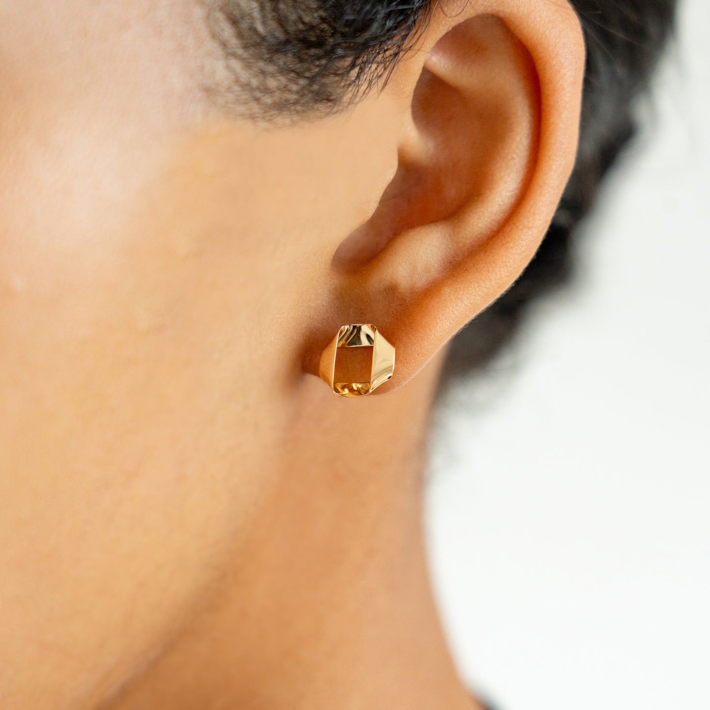 FOLD 002　M　(Pierce)