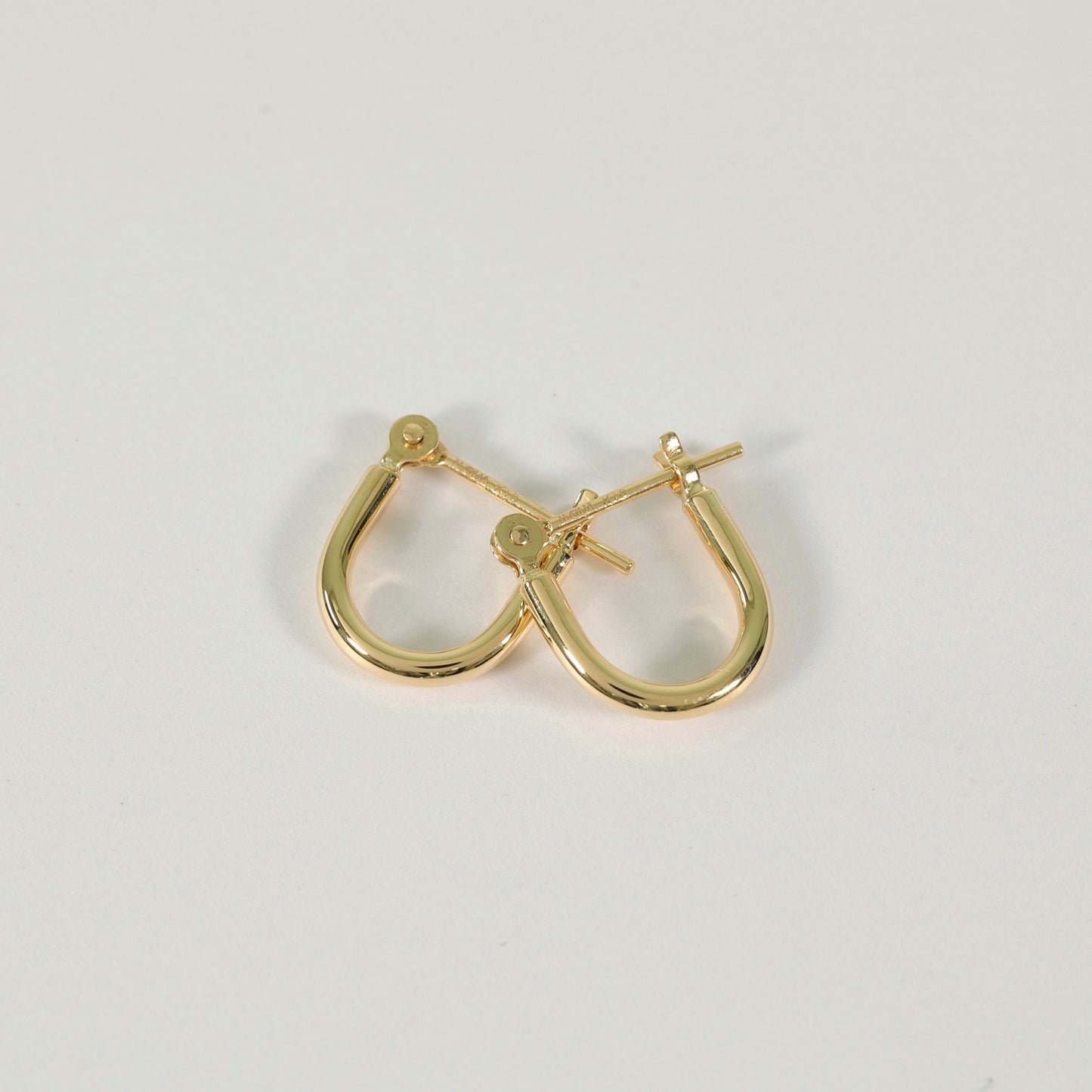 CAVE 010 M　(Pierce)