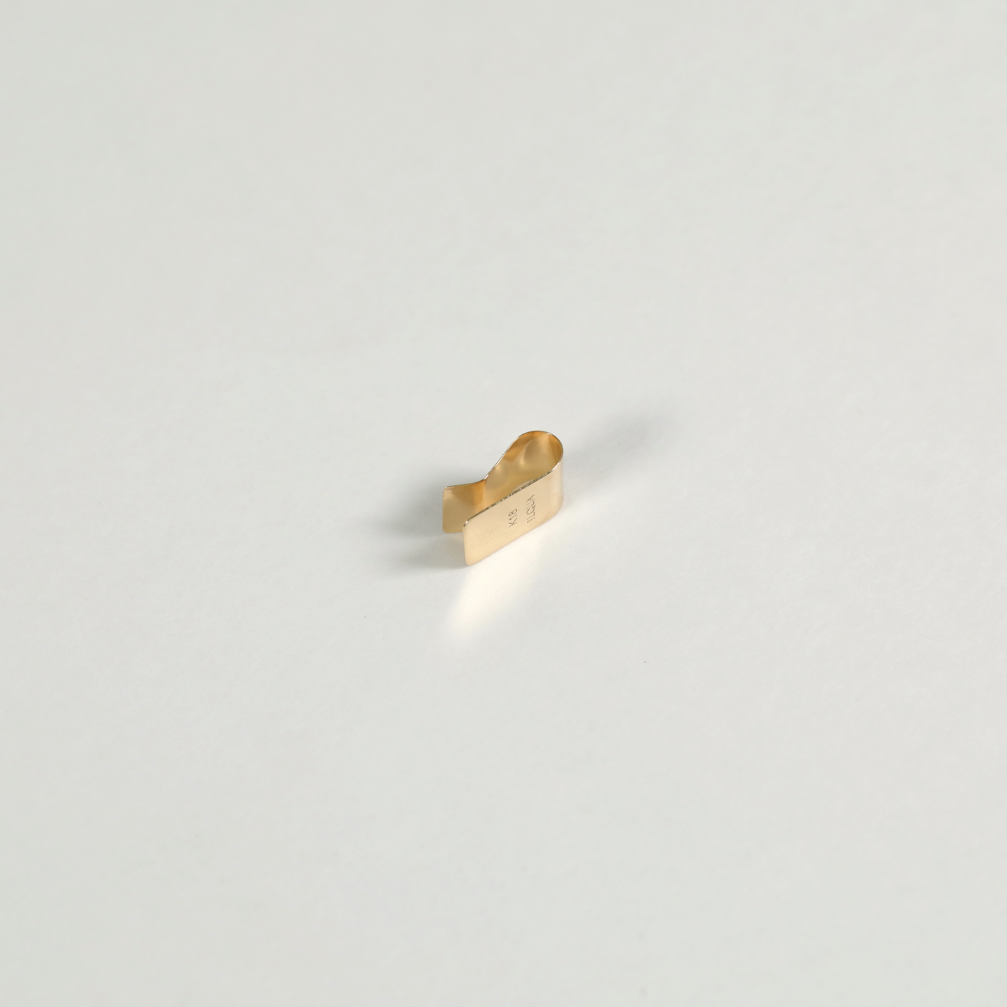 FOLD 050　(ear cuff)