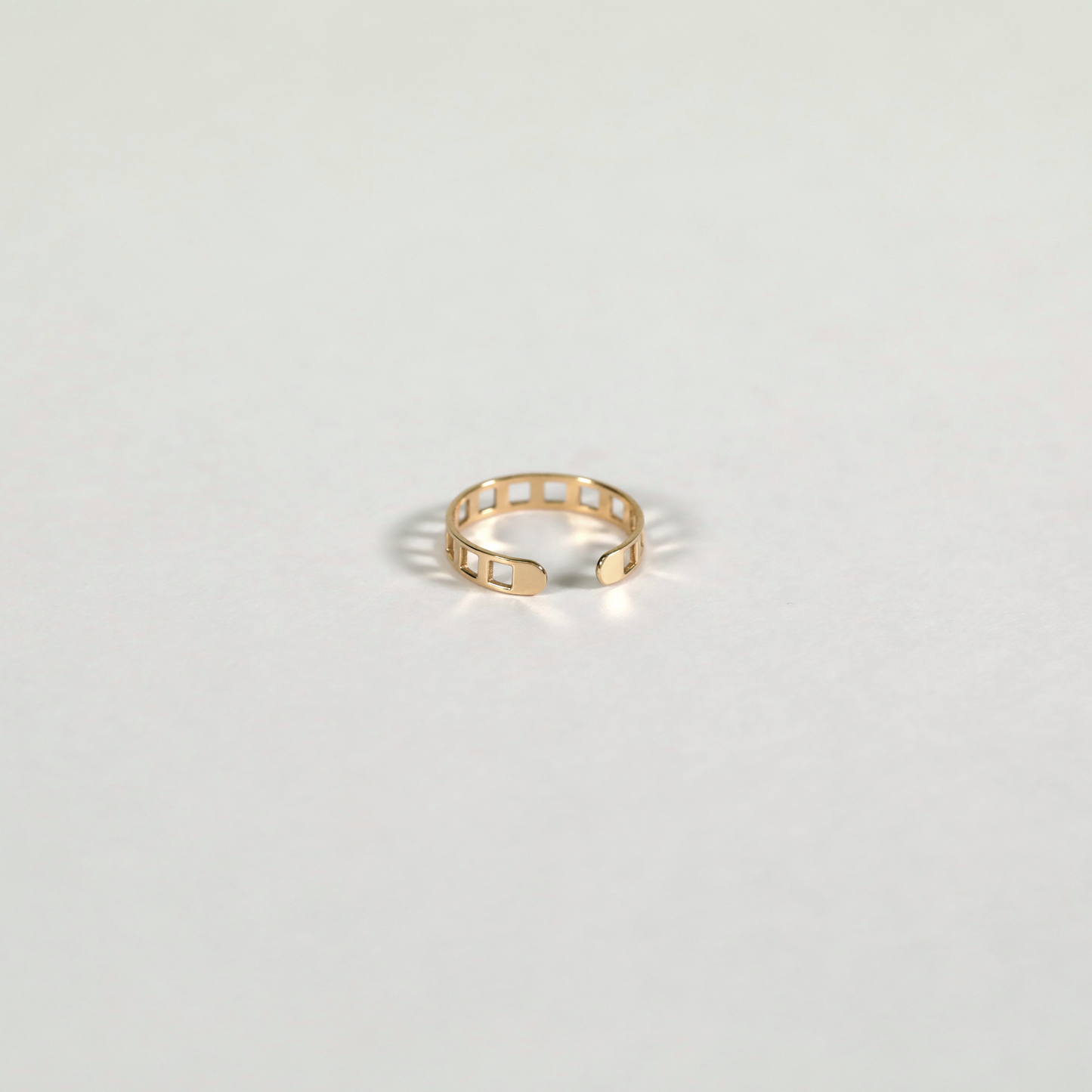 EDGE 023　(ear cuff)