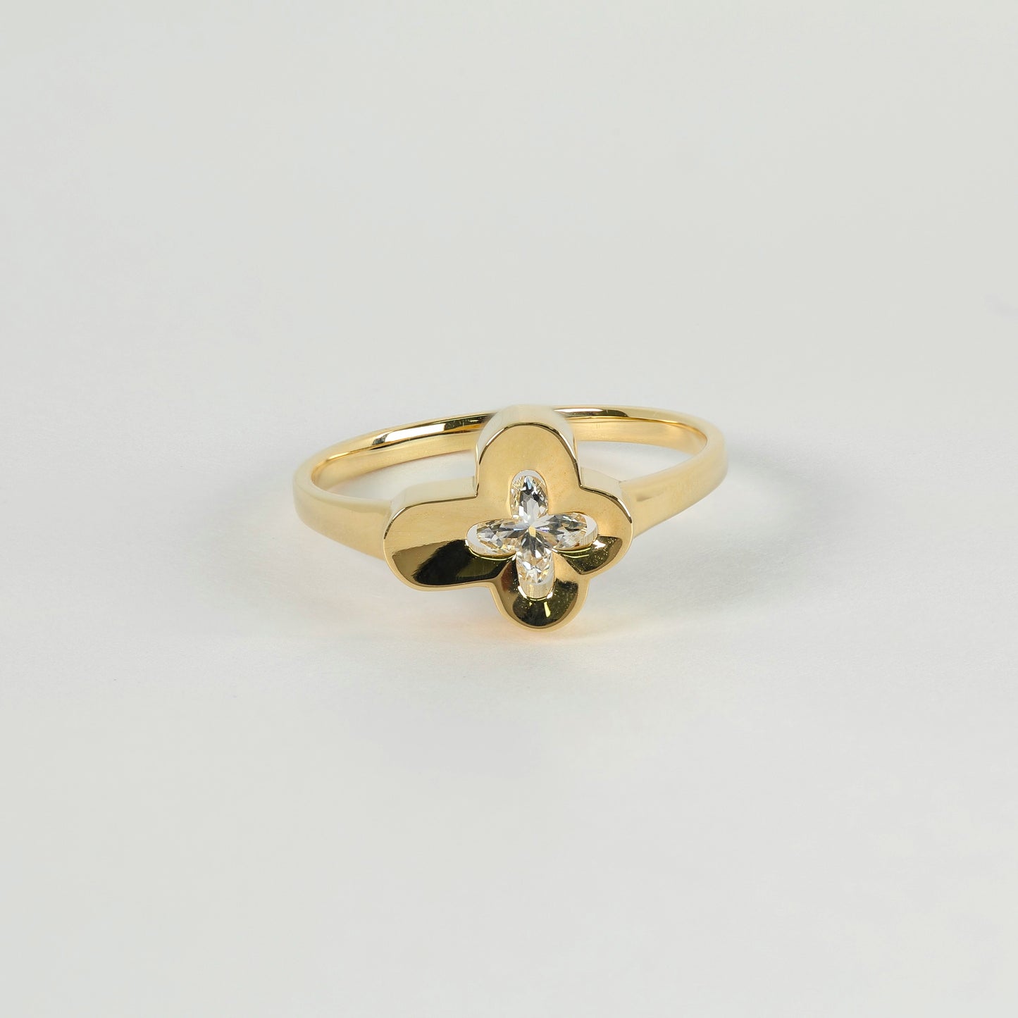 LUCE 010　(Ring)