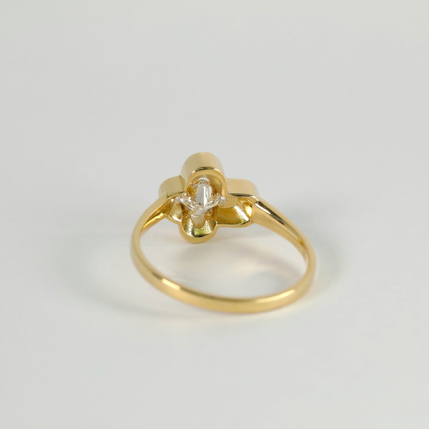 LUCE 010　(Ring)
